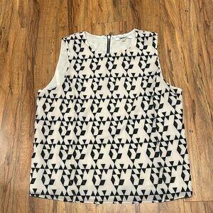 DKNYC sleeveless blouse